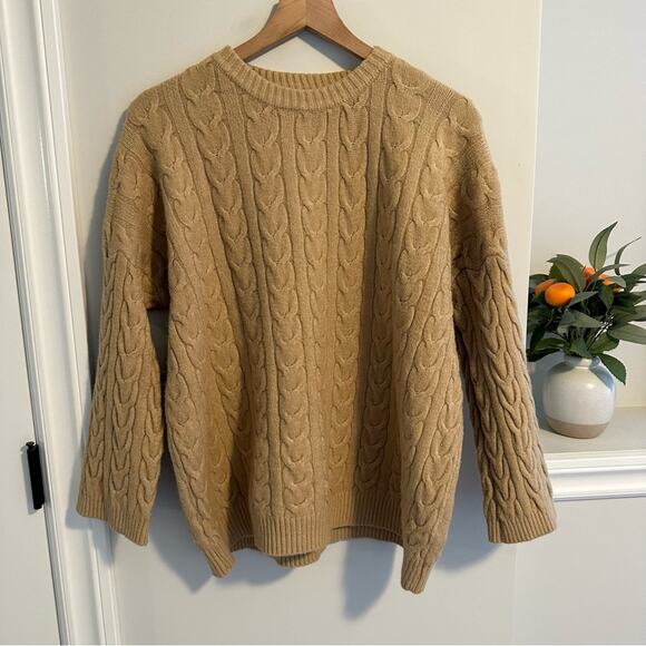 NastyGal Tan Neutral Cable Knit Sweater And Shorts Set Small - Picture 7 of 10